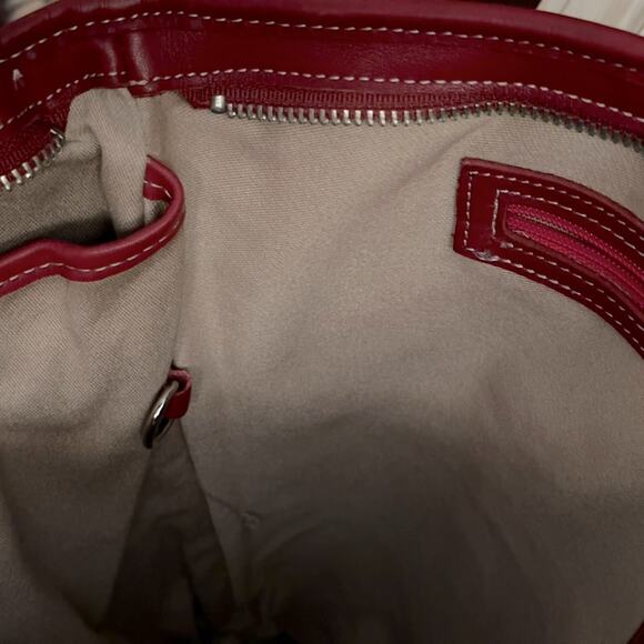 Vintage Coach brown canvas tote w deep red leather details - Picture 11 of 15